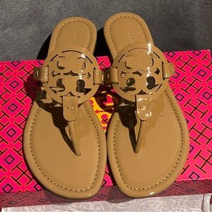 Tory Burch Women’s Miller Sandals Patent Leather Tan Size 8.5 US
